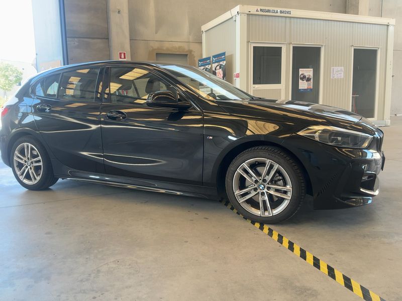 BMW 1er 116d M Sport 2021 – снимка на щета 12