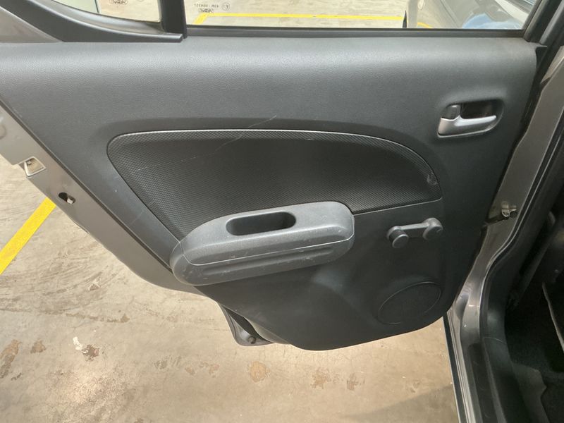 Suzuki Splash 1.2 Club 2013 – снимка 26