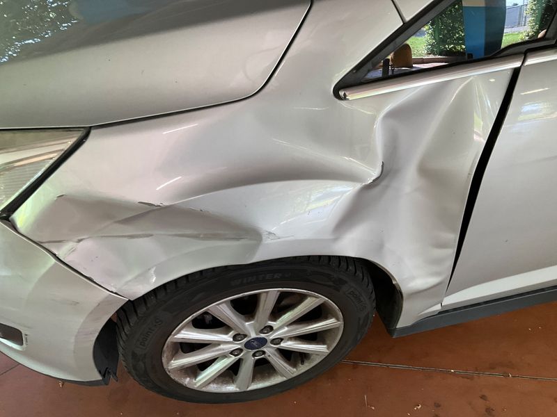 Ford C-Max 1.6 LPG Titanium 2017 – снимка 24