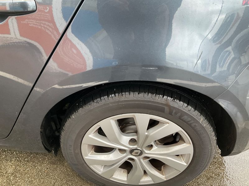 Renault Megane 1.5 BLUE dCi Limited 2019 – снимка 24