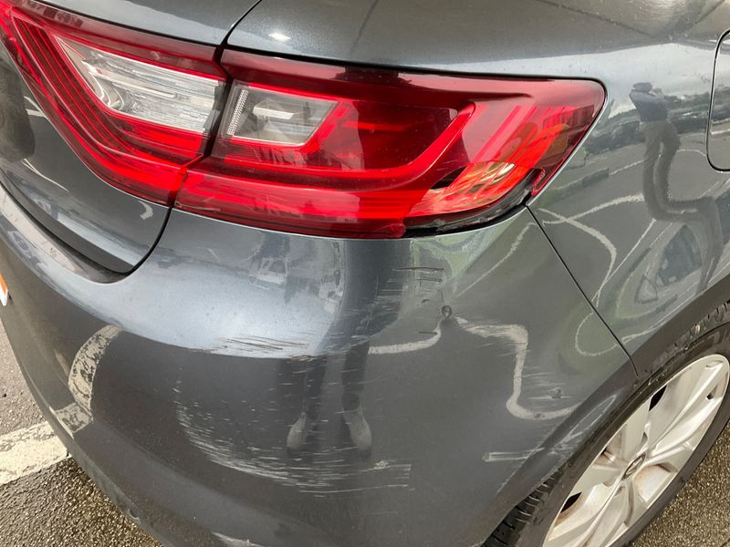 Renault Megane 1.5 BLUE dCi Limited 2019 – снимка 28