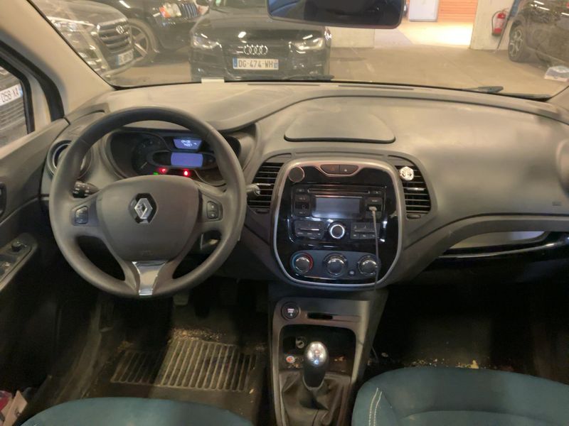 Renault Captur 1.5 dCi Energy Life 2015 – снимка 17