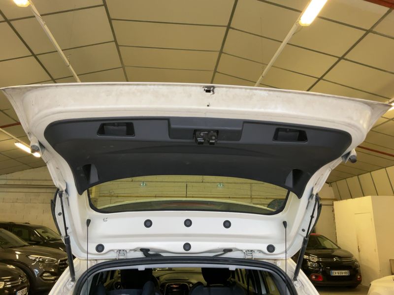 Renault Captur 1.5 dCi Energy Life 2015 – снимка 15