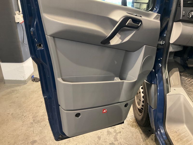 Mercedes-Benz Sprinter 316 CDI 2015 – снимка 35