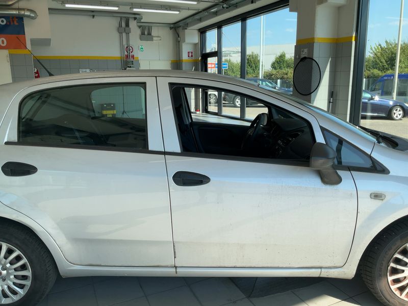 Fiat Punto 1.2 Street 2018 – снимка 10