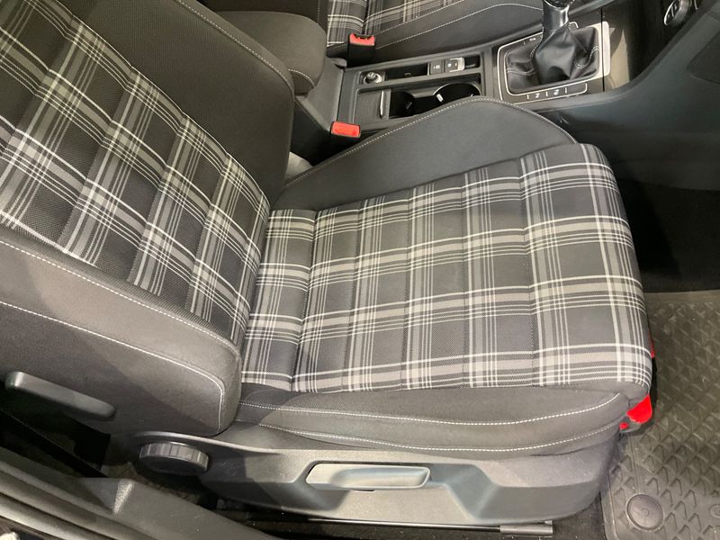Volkswagen Golf VII 2.0 TDI GTD BlueMotion Tech 2014 – снимка 26