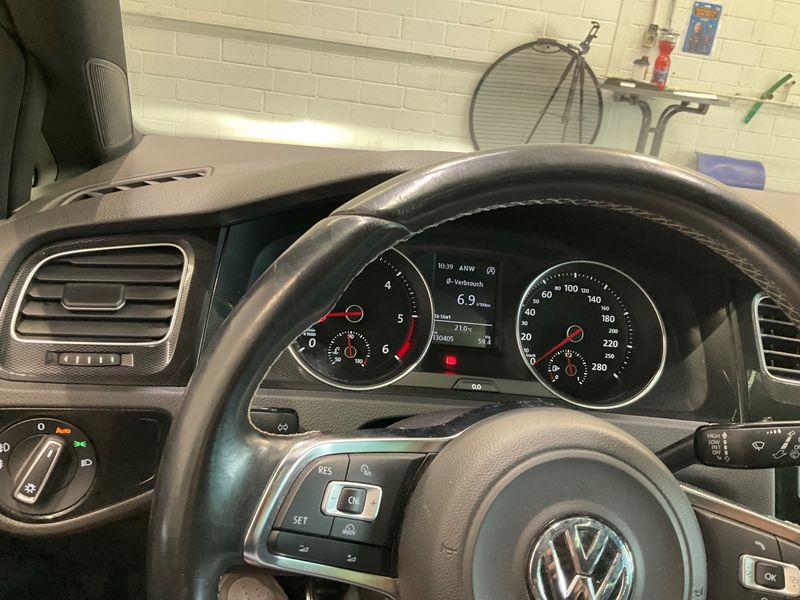 Volkswagen Golf VII 2.0 TDI GTD BlueMotion Tech 2014 – снимка 27