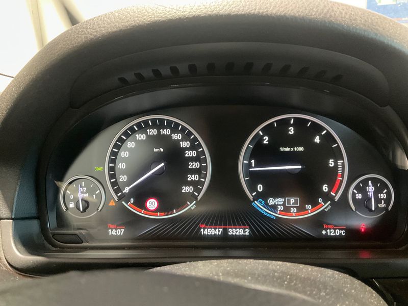 BMW 5er 520d 2013 – снимка 13