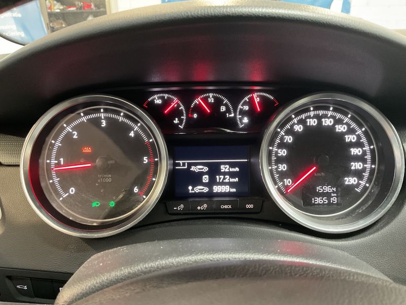 Peugeot 508 2.0 Blue-HDi Allure 2015 – снимка 18