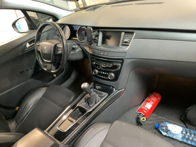 Peugeot 508 2.0 Blue-HDi Allure 2015 – снимка 17