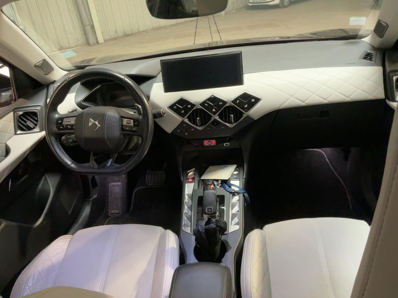 DS Automobiles DS3 Crossback 1.2 PureTech So Chic 2019 – снимка 17