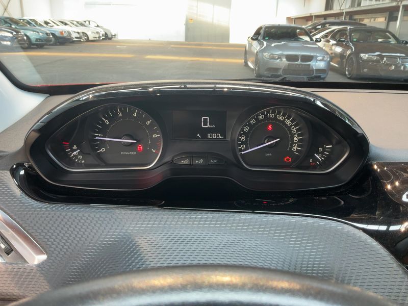 Peugeot 208 1.2 PureTech Style 2017 – снимка 18