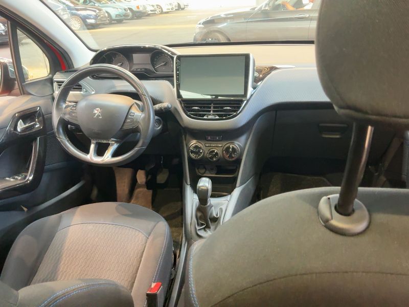 Peugeot 208 1.2 PureTech Style 2017 – снимка 17