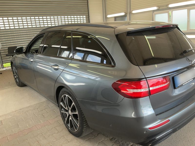 Mercedes-Benz E-Klasse E 220 d T 4Matic Avantgarde 2017 – снимка 6