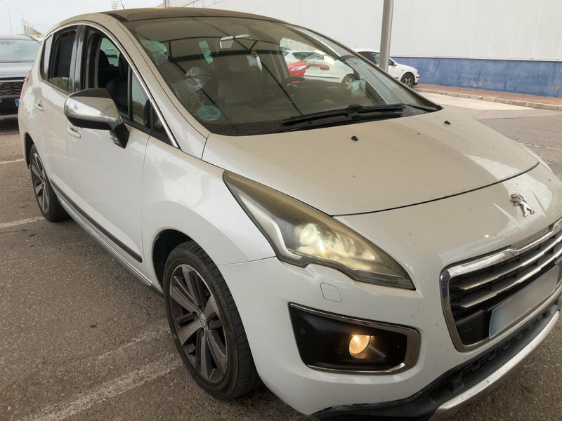Peugeot 3008 1.6 Blue-HDi Allure 2015 – снимка 12