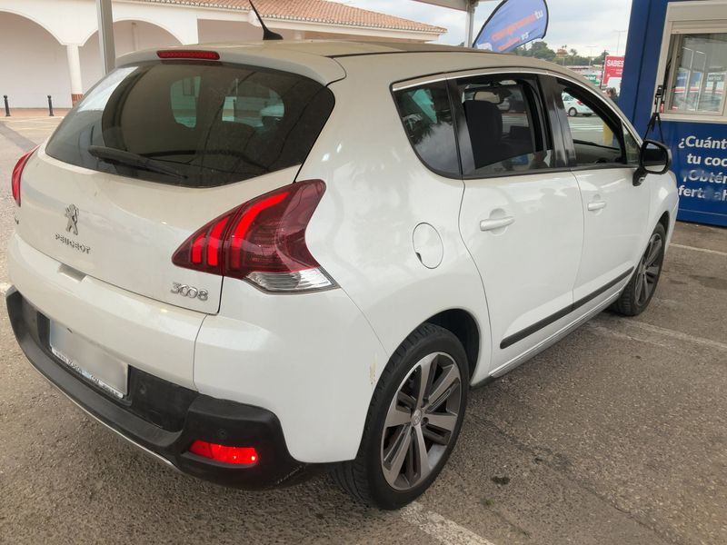 Peugeot 3008 1.6 Blue-HDi Allure 2015 – снимка 8