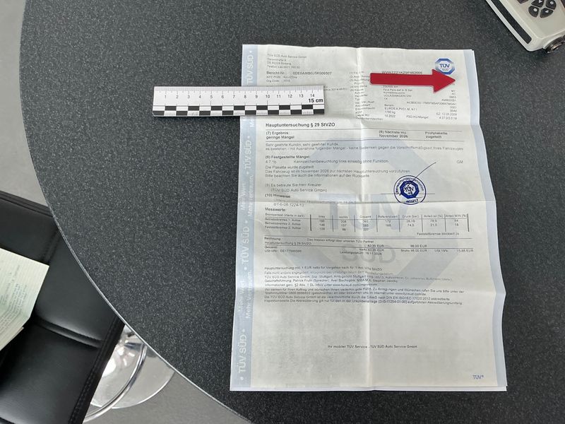 Volkswagen Golf VI 1.6 Trendline 2009 – снимка на щета