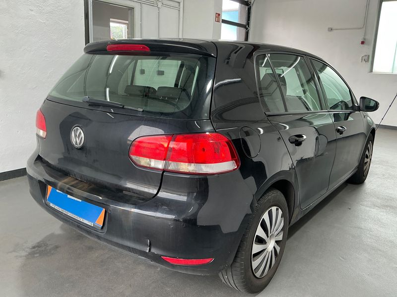 Volkswagen Golf VI 1.6 Trendline 2009 – снимка 2