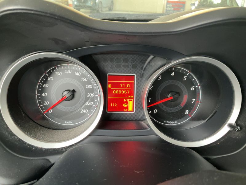 Mitsubishi Lancer 1.8 DOHC Intense 2010 – снимка 18