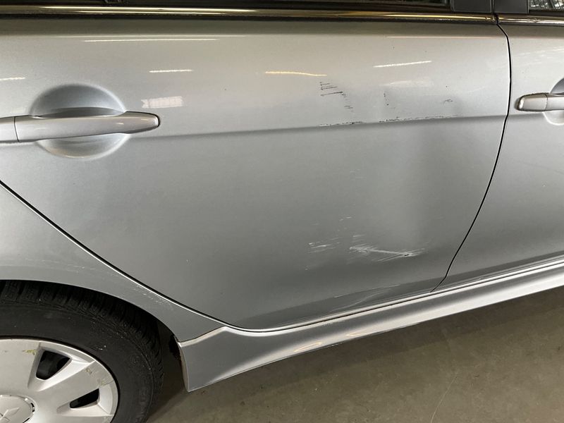 Mitsubishi Lancer 1.8 DOHC Intense 2010 – снимка 25