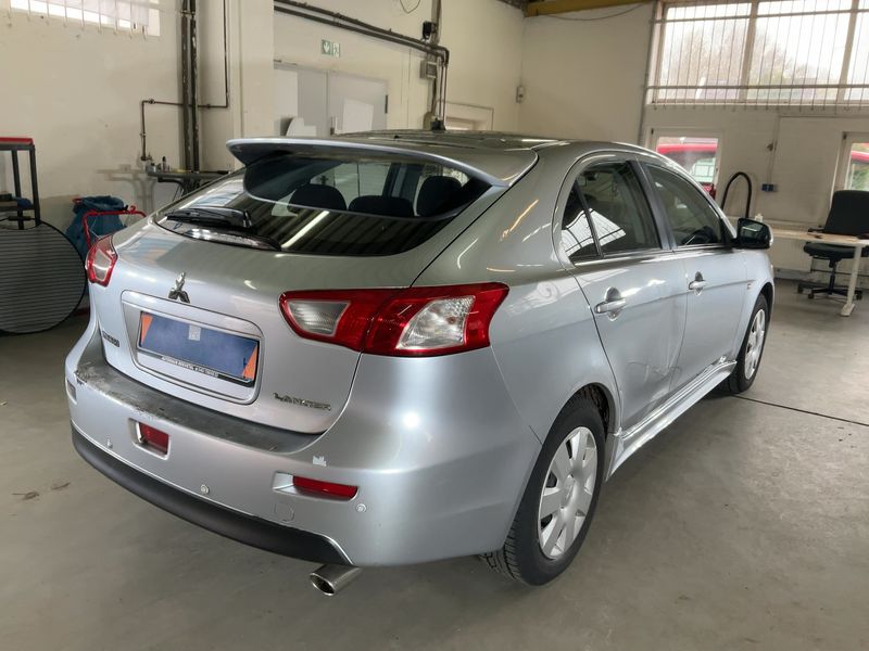 Mitsubishi Lancer 1.8 DOHC Intense 2010 – снимка 8
