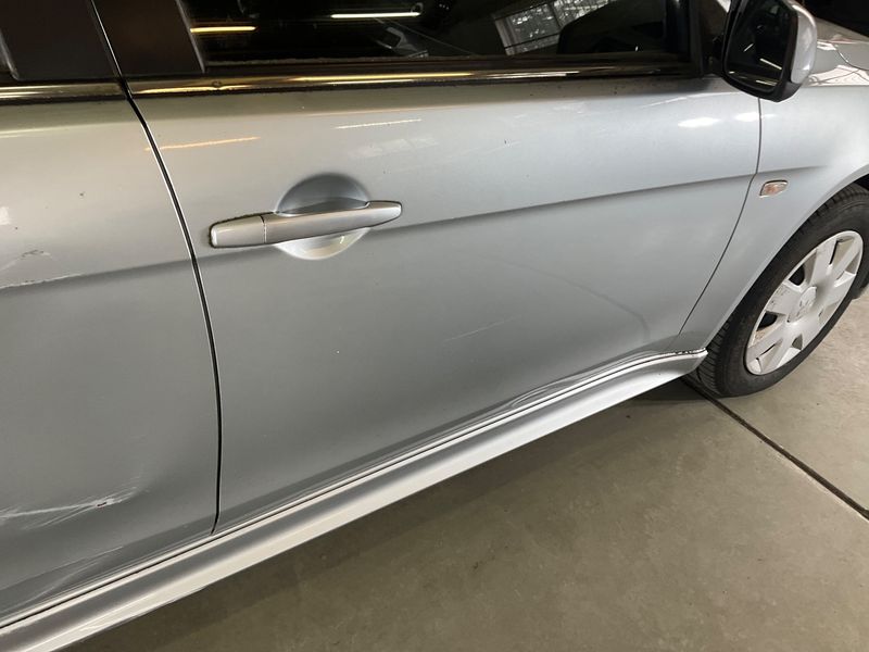 Mitsubishi Lancer 1.8 DOHC Intense 2010 – снимка 24
