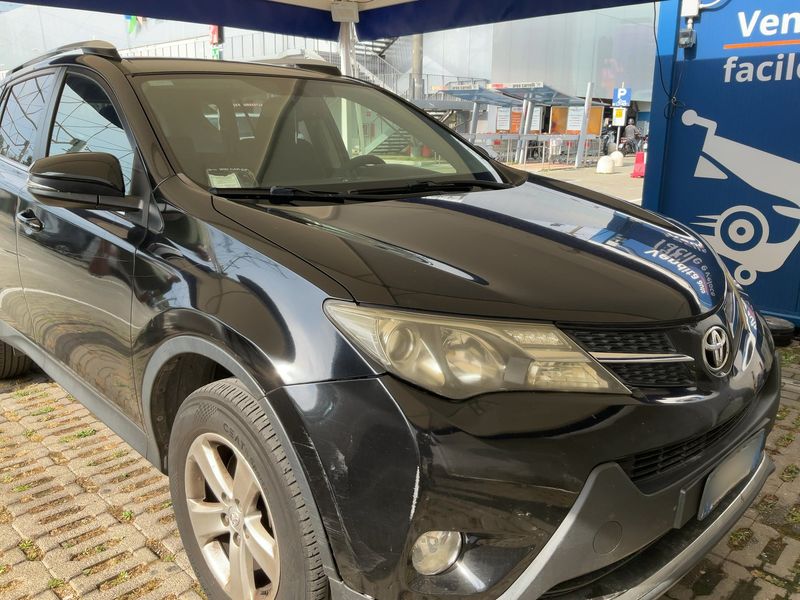 Toyota RAV 4 2.0 D-4D Active 2013 – снимка на щета