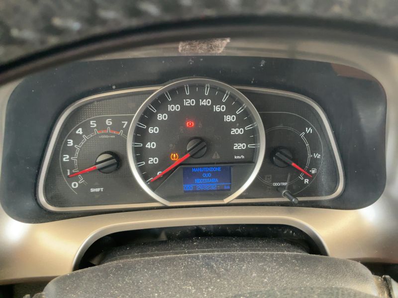 Toyota RAV 4 2.0 D-4D Active 2013 – снимка 13
