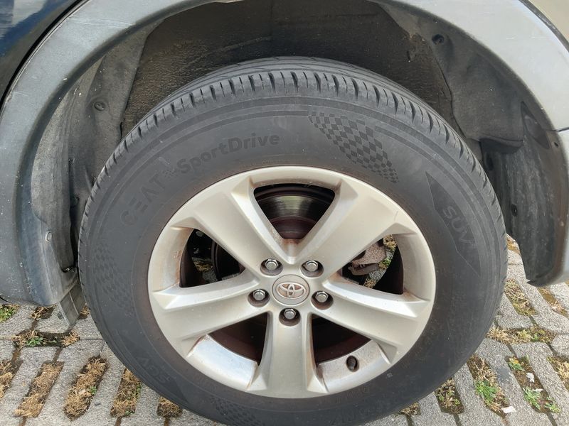 Toyota RAV 4 2.0 D-4D Active 2013 – снимка 17