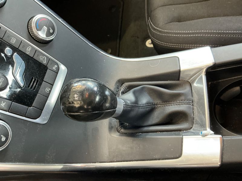 Volvo XC60 2.4 D4 Business AWD 2014 – снимка 29