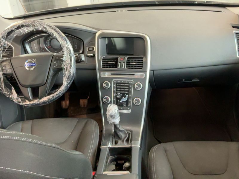 Volvo XC60 2.4 D4 Business AWD 2014 – снимка 18