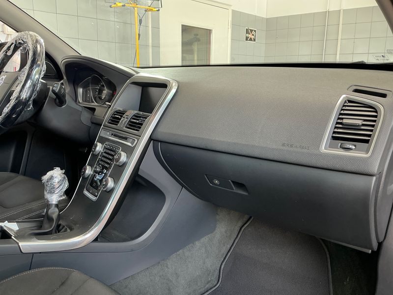 Volvo XC60 2.4 D4 Business AWD 2014 – снимка 25
