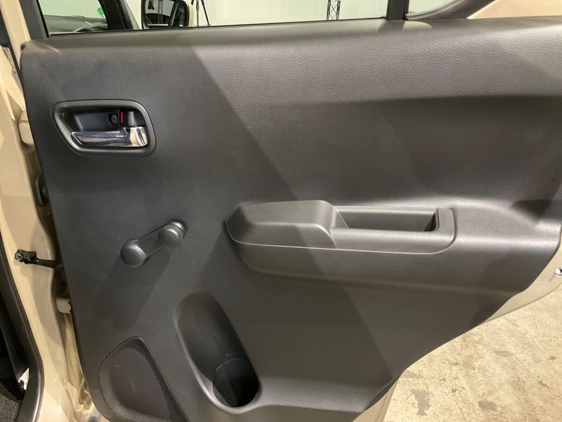 Suzuki Ignis 1.2 DualJet Mild-Hybrid Comfort 2024 – снимка 27