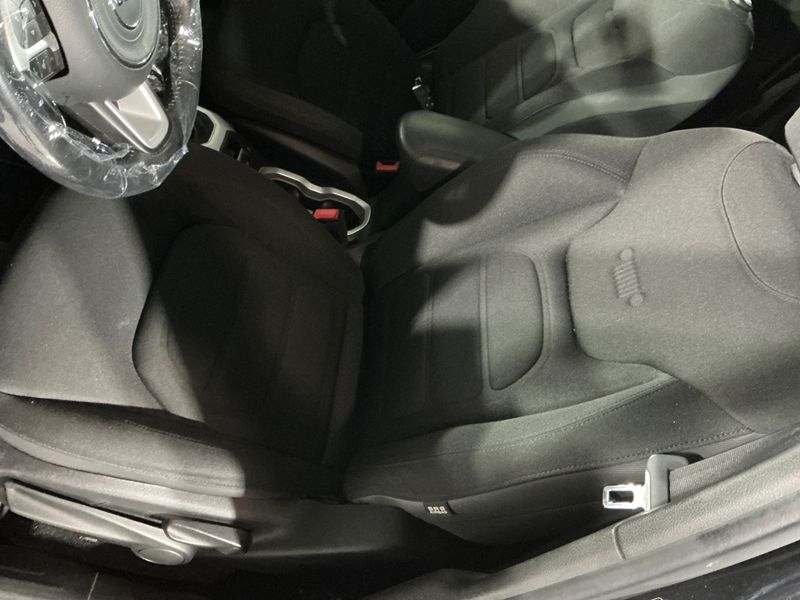 Jeep Renegade 2.0 M-Jet Limited 4WD 2015 – снимка 31