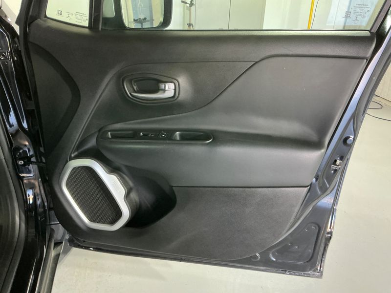 Jeep Renegade 2.0 M-Jet Limited 4WD 2015 – снимка 29