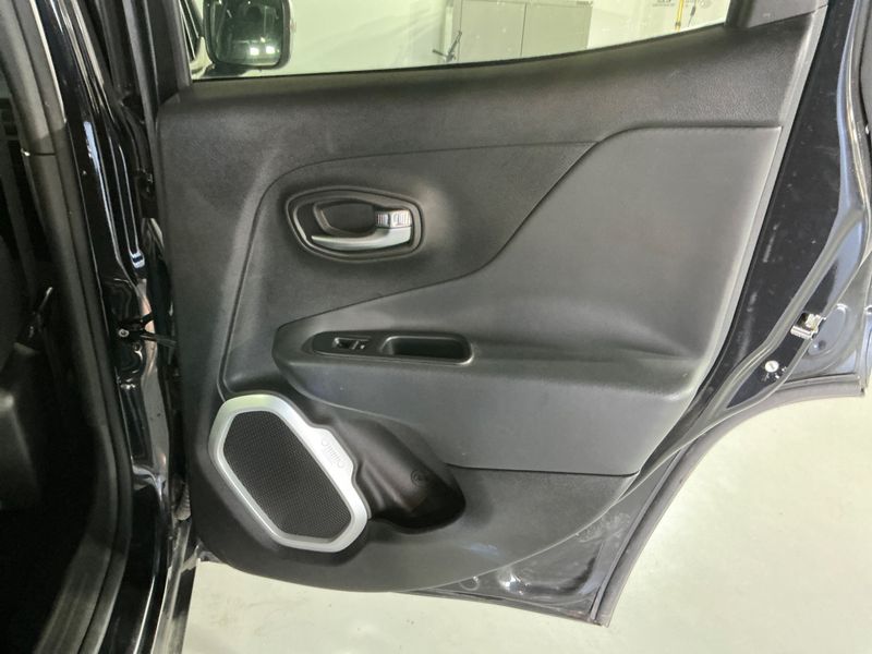 Jeep Renegade 2.0 M-Jet Limited 4WD 2015 – снимка 25
