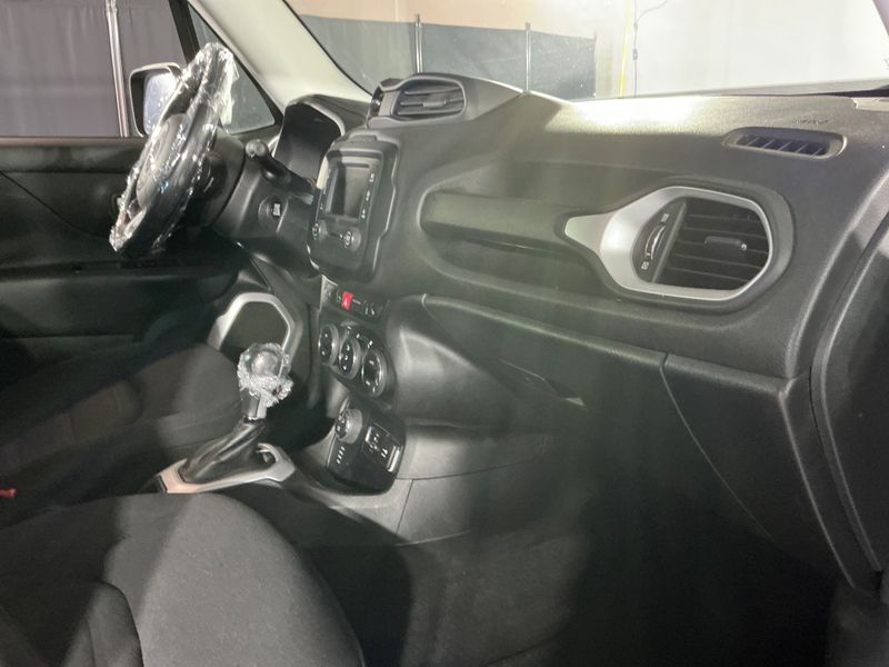 Jeep Renegade 2.0 M-Jet Limited 4WD 2015 – снимка 24