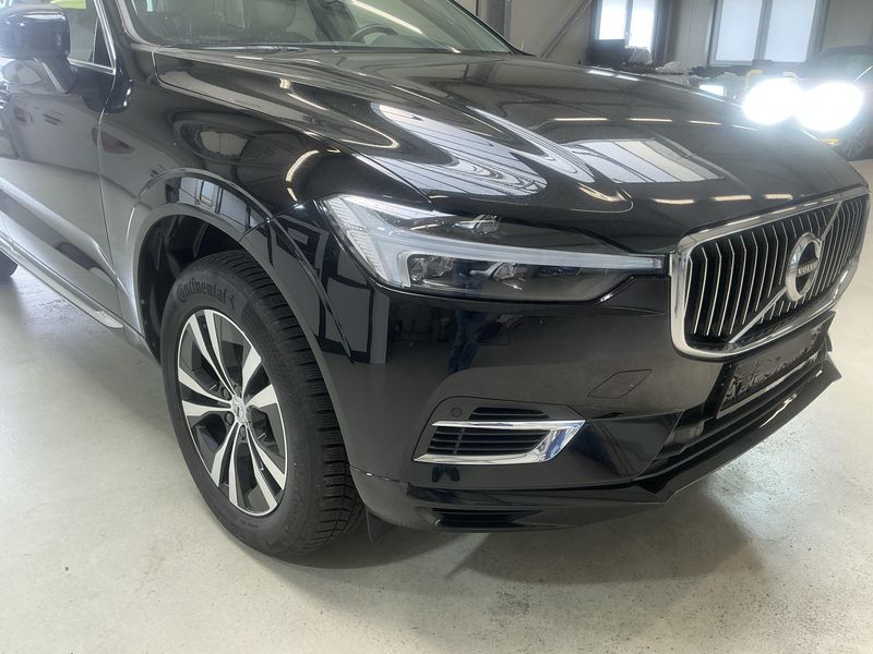 Volvo XC60 2.0 T6 Plug-in Hybrid Inscription Expression AWD 2021 – снимка 12