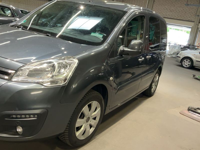 Citroen Berlingo 1.6 Selection 2018 – снимка 2