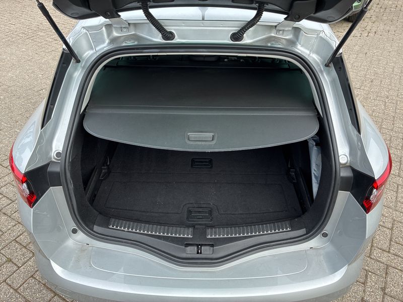 Renault Megane 1.5 dCi BOSE Edition 2017 – снимка 9