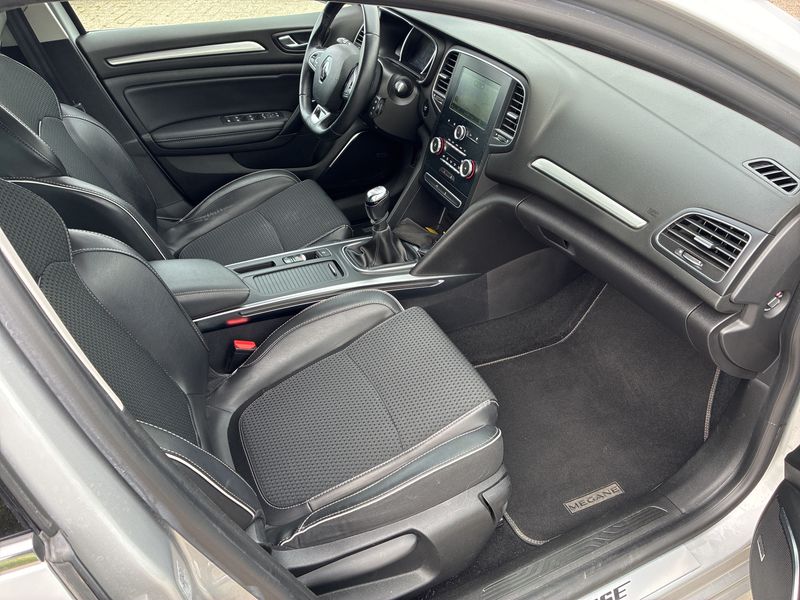 Renault Megane 1.5 dCi BOSE Edition 2017 – снимка 10