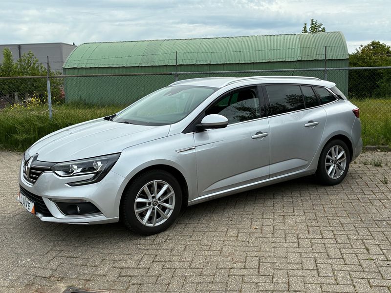 Renault Megane 1.5 dCi BOSE Edition 2017 – снимка 2
