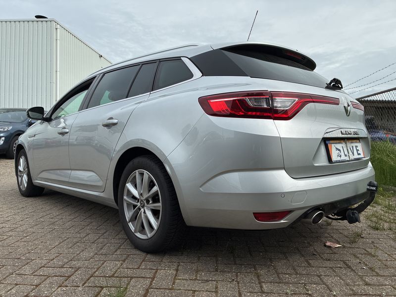 Renault Megane 1.5 dCi BOSE Edition 2017 – снимка 3