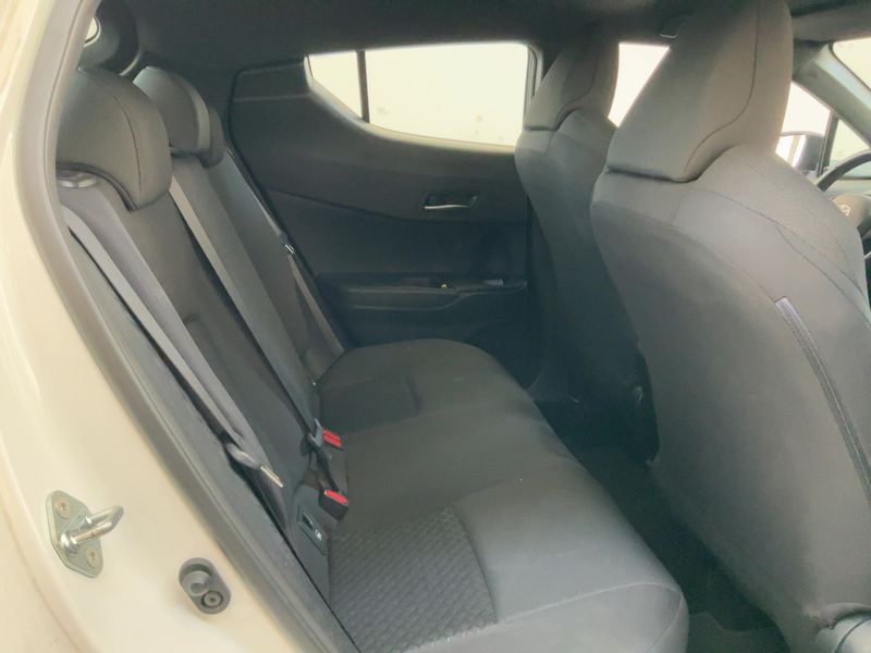 Toyota C-HR 1.8 Hybrid Business Edition 2022 – снимка 19