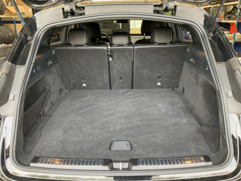 Mercedes-Benz EQC electric drive 300 kW 4Matic AMG Line 2020 – снимка 15
