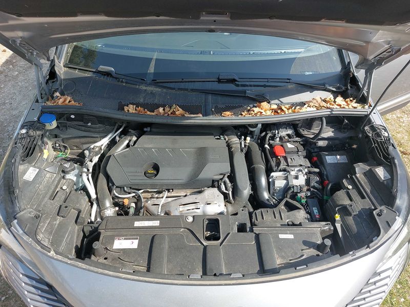 Peugeot 3008 1.6 Hybrid 225 GT 2021 – снимка 8