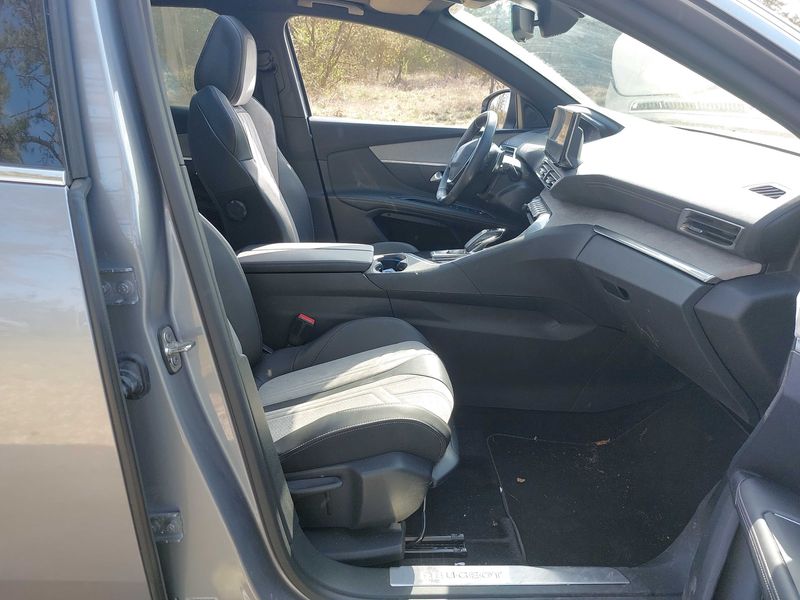 Peugeot 3008 1.6 Hybrid 225 GT 2021 – снимка 10