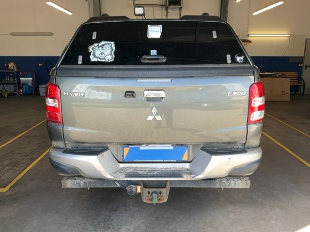 Mitsubishi L 200 2.4 DI-D Plus Doppelkabine 4WD 2019 – снимка 7