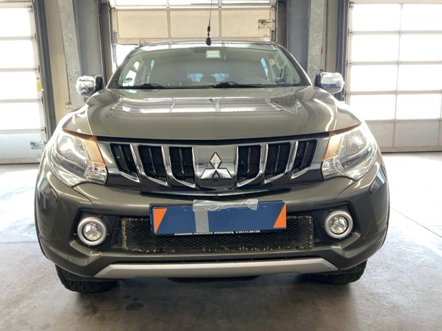 Mitsubishi L 200 2.4 DI-D Plus Doppelkabine 4WD 2019 – снимка 14