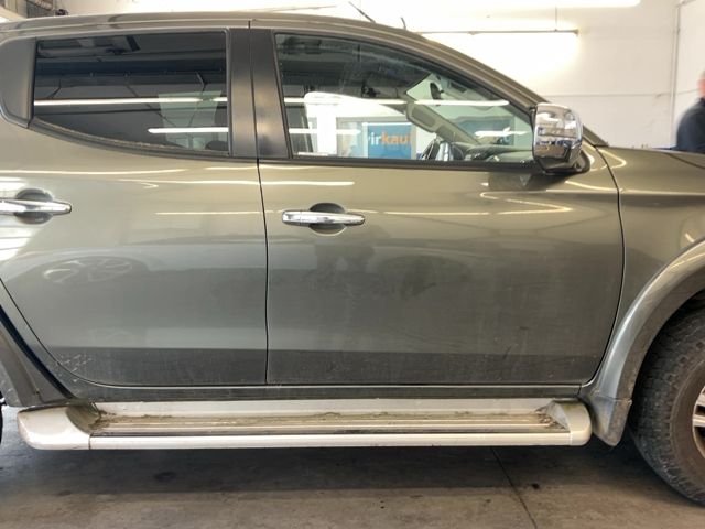 Mitsubishi L 200 2.4 DI-D Plus Doppelkabine 4WD 2019 – снимка 10